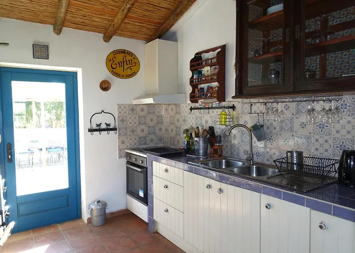 Montes De Baixo